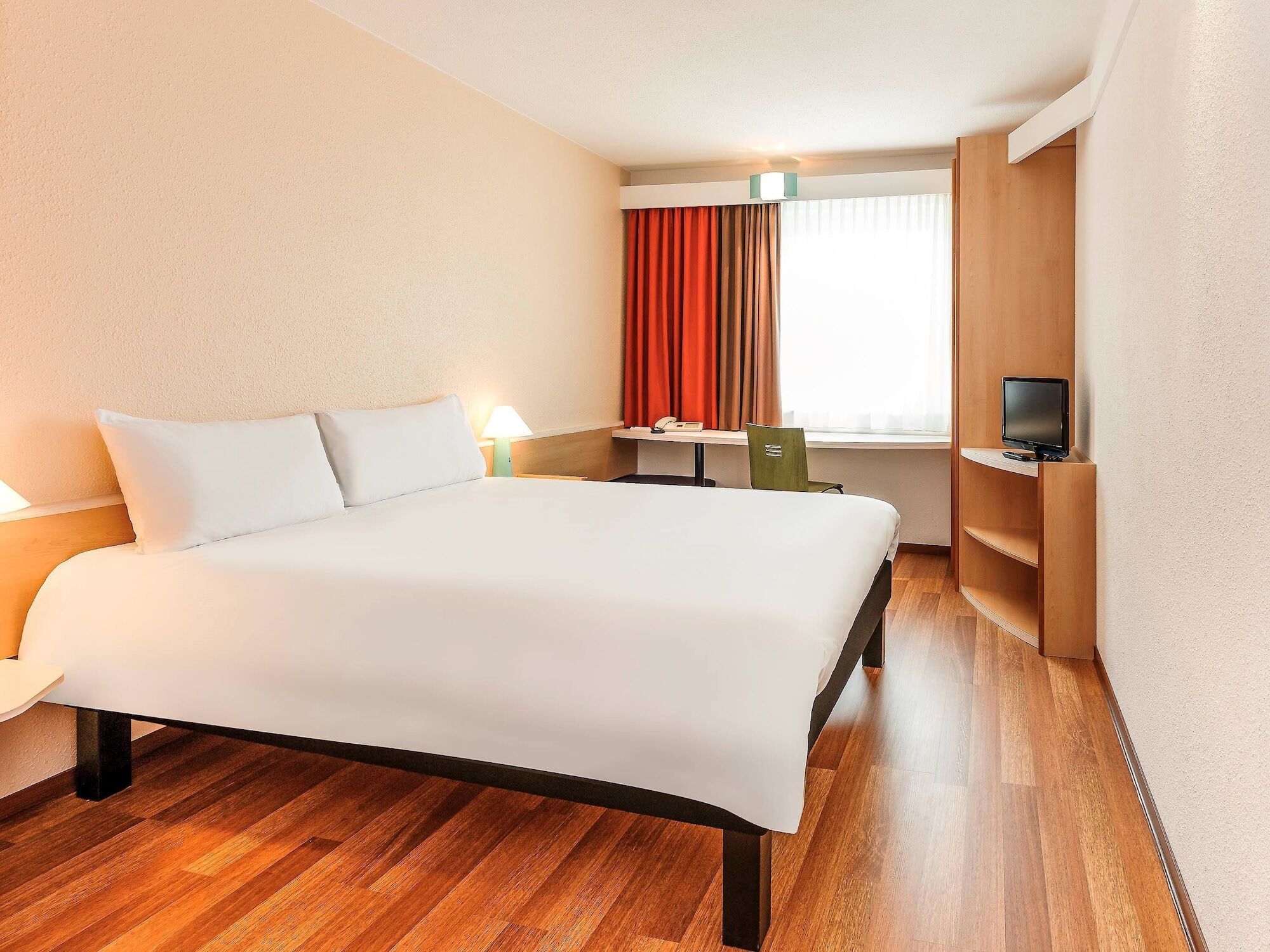 Ibis Hotel Muenchen Messe Feldkirchen  Extérieur photo